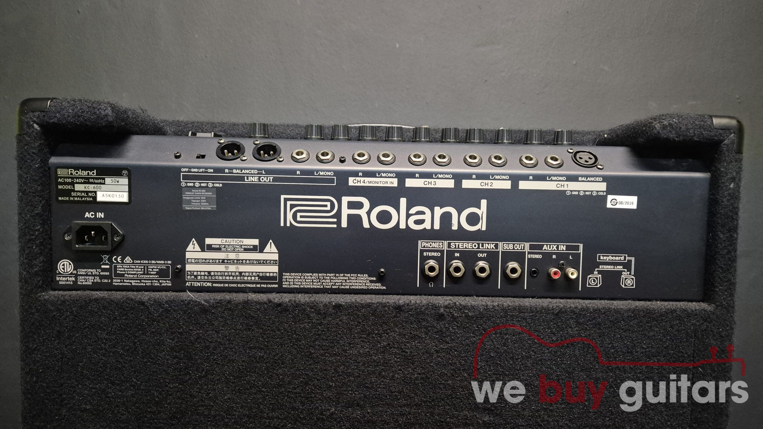 Roland KC-600 (200W) Keyboard / Piano Amplifier - Image 7