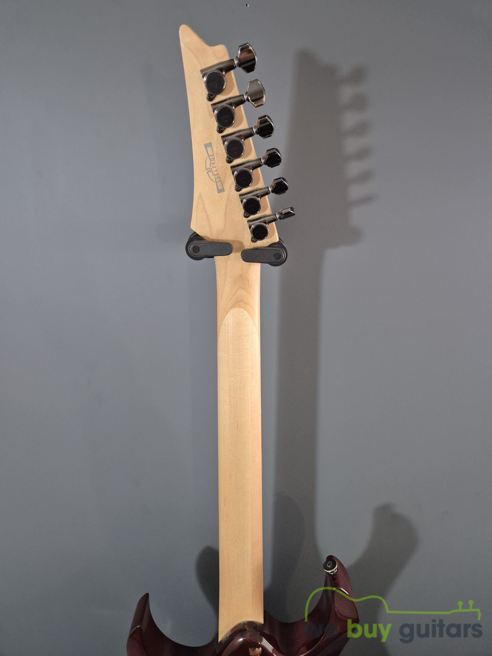 Ibanez RG Series (RG570QM) - Transparent Red Quilted Maple - Image 4