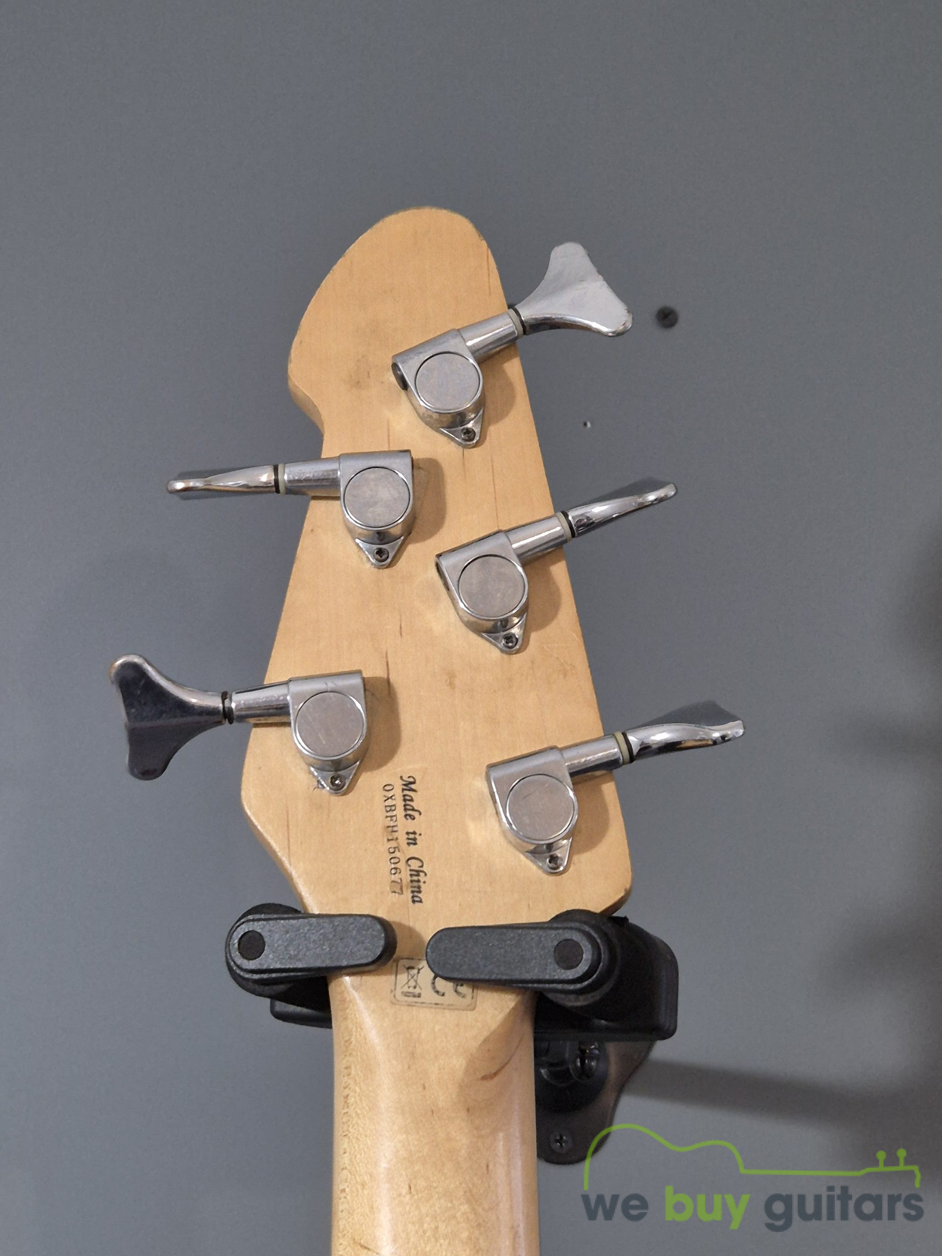 Peavey Milestone 5-String Bass Red - Image 2