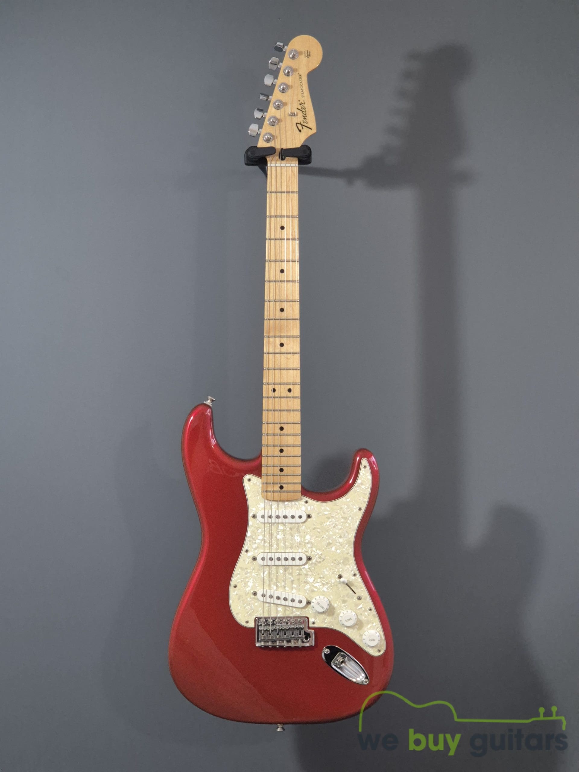 Fender Standard Stratocaster (MIM) - Maple Neck - Candy Apple Red